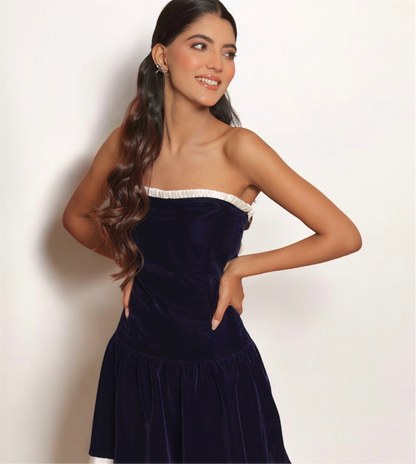 MIDNIGHT STRAPLESS VELVET PLEATED DRESS