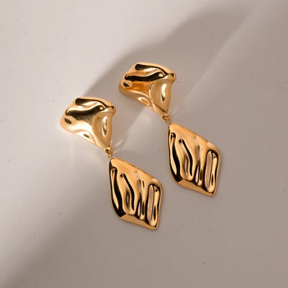 GEOMETRIC DROP GOLD EARRING