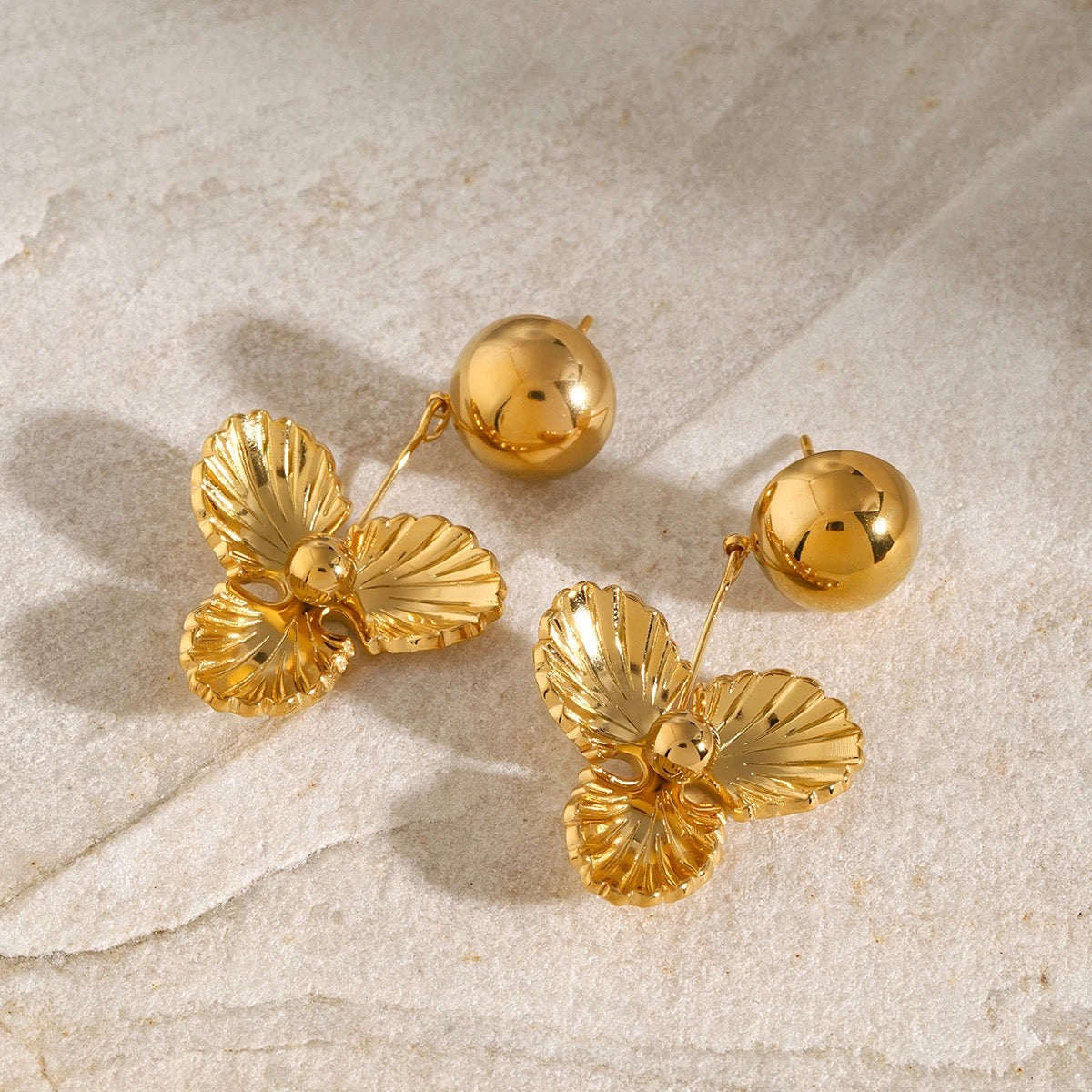 GOLD FLOWER DANGLE EARRINGS